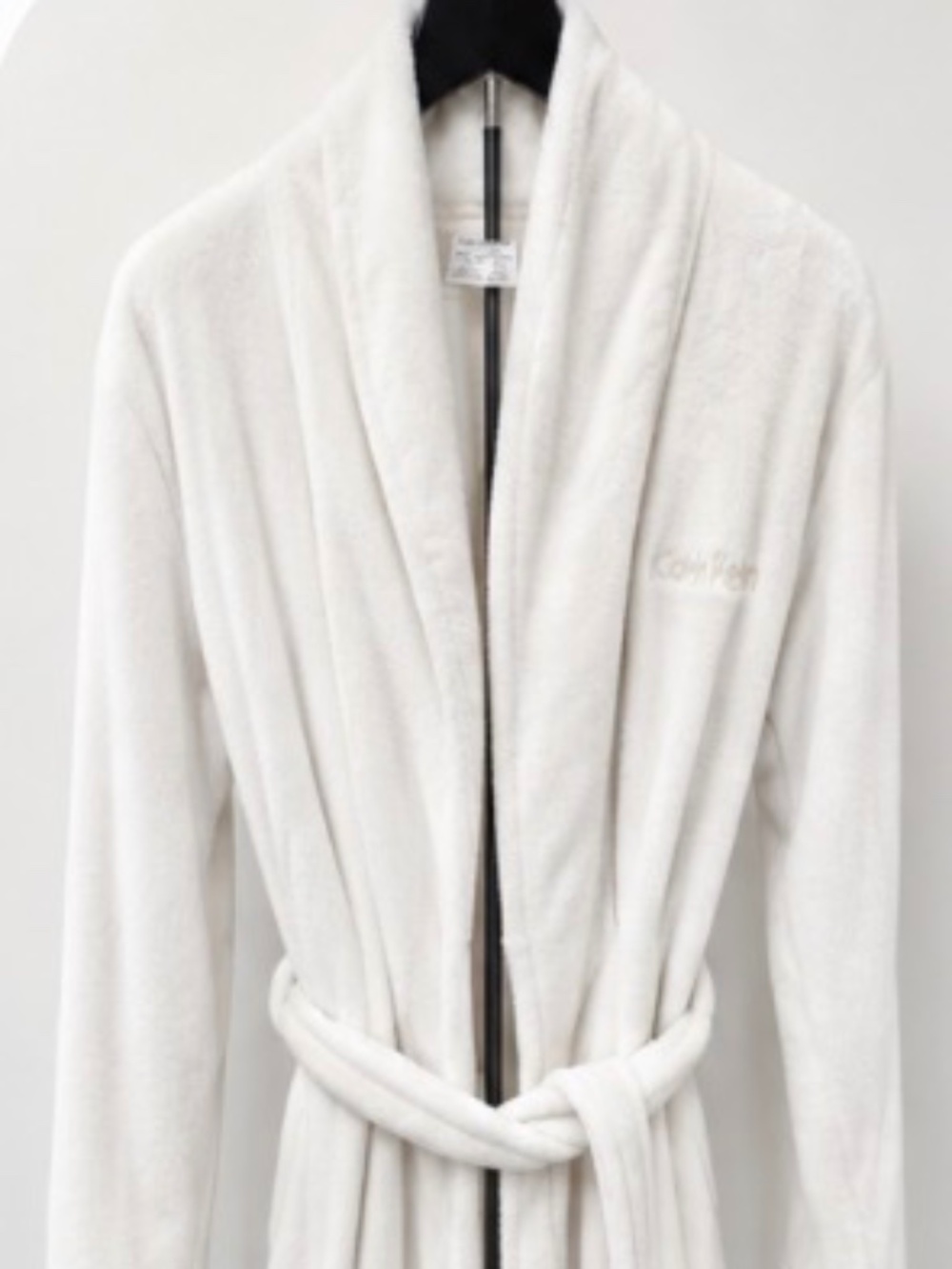 Calvin Klein Plush White Bathrobe – Women's XS/S